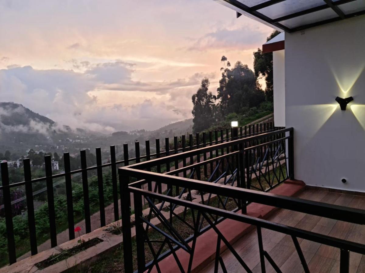 Sky Sketch Villa Kodaikanal Exteriör bild
